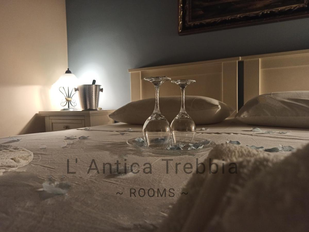 L' Antica Trebbia - Rooms 칼타니세타 외부 사진