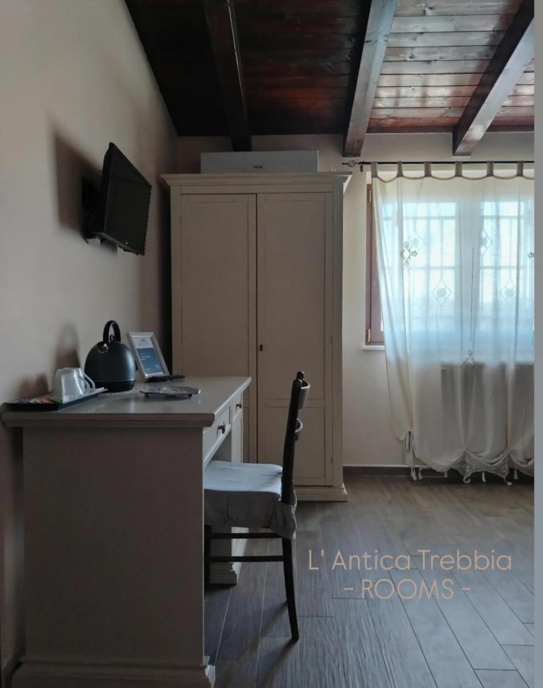L' Antica Trebbia - Rooms 칼타니세타 외부 사진